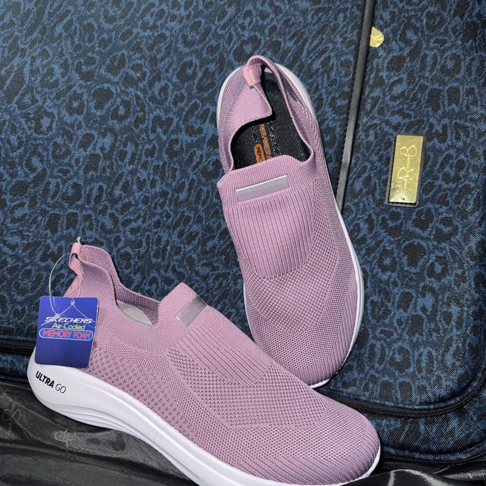 Skechers Ultra Go Slip-On Sneakers - Lavender